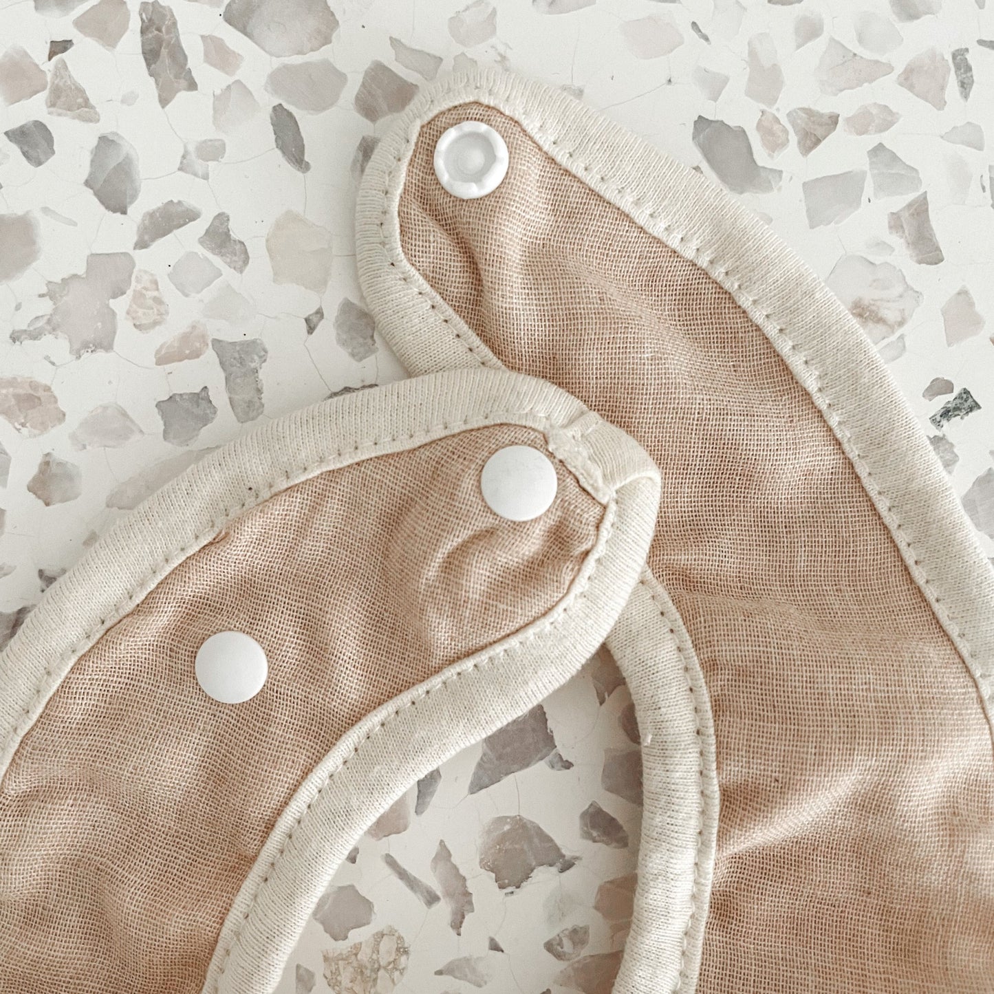 Dribble Bib - Beige